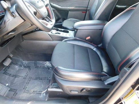 Used 2025 Ford Escape ST-Line FWD image 22