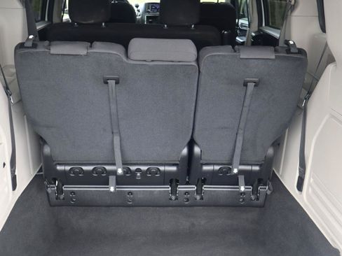 Used 2019 Dodge Grand Caravan SE w/ UConnect Hands-Free Group FWD image 41