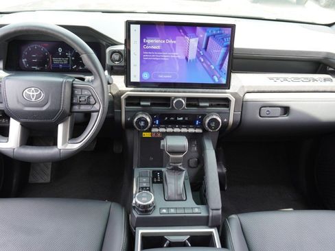 Used 2024 Toyota Tacoma Limited w/ Limited Package (LT) AWD/4WD image 30