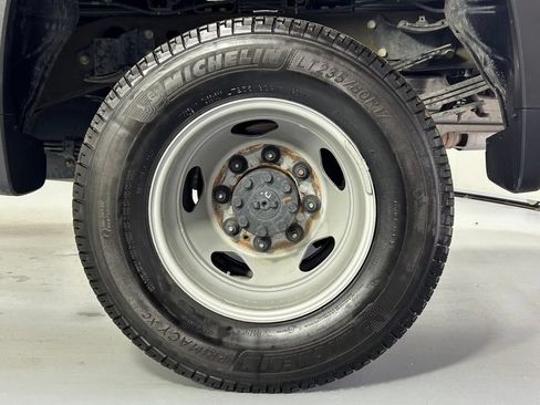 Used 2024 Chevrolet Silverado 3500 LT w/ Texas Edition AWD/4WD image 38