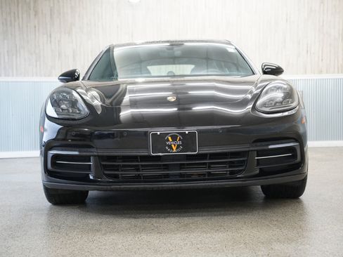Used 2019 Porsche Panamera 4 Executive image 2