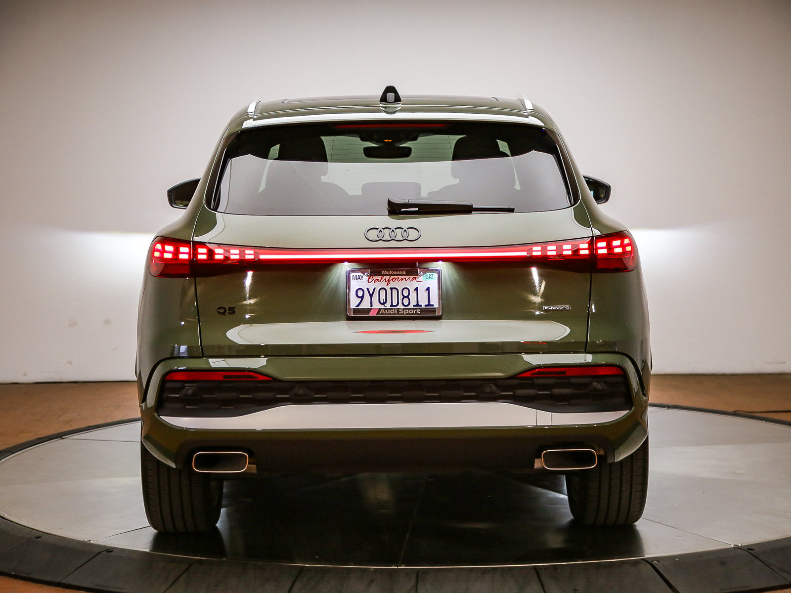 Certified 2025 Audi Q5 Premium AWD/4WD image 6
