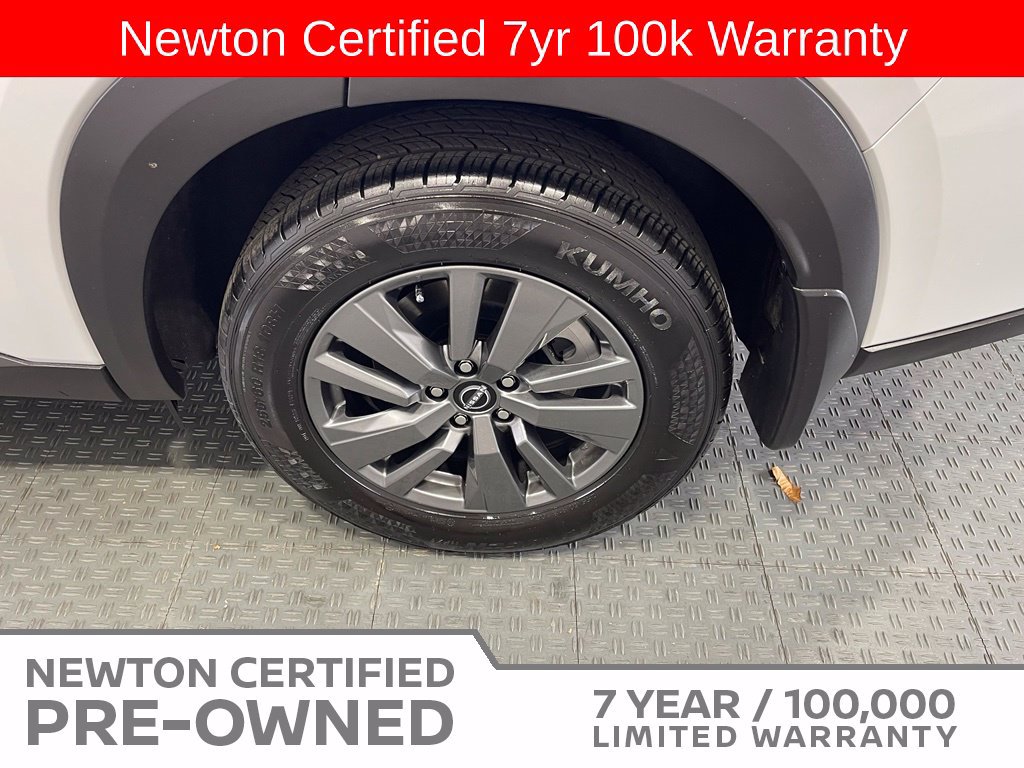 Used 2025 Nissan Pathfinder SV w/ SV Premium Package FWD image 50