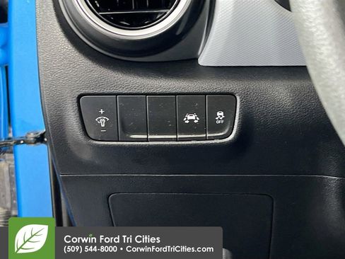 Used 2019 Hyundai Kona SE AWD/4WD image 19
