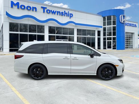 New 2026 Honda Odyssey Sport-L image 7