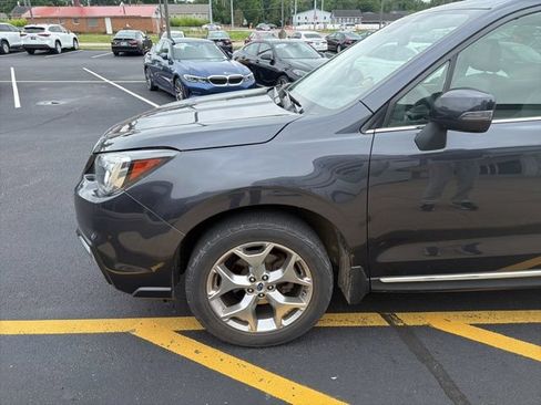 Used 2018 Subaru Forester 2.5i Touring w/ Popular Package #2 AWD/4WD image 10