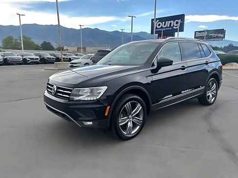 Used 2020 Volkswagen Tiguan SEL AWD/4WD image 7