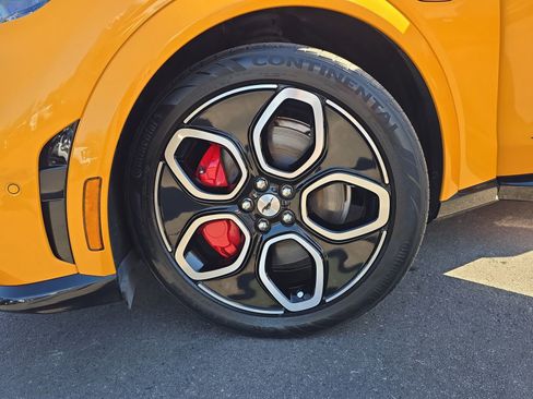 Certified 2023 Ford Mustang Mach-E GT image 29