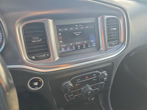 Used 2020 Dodge Charger SXT w/ Blacktop Package image 21