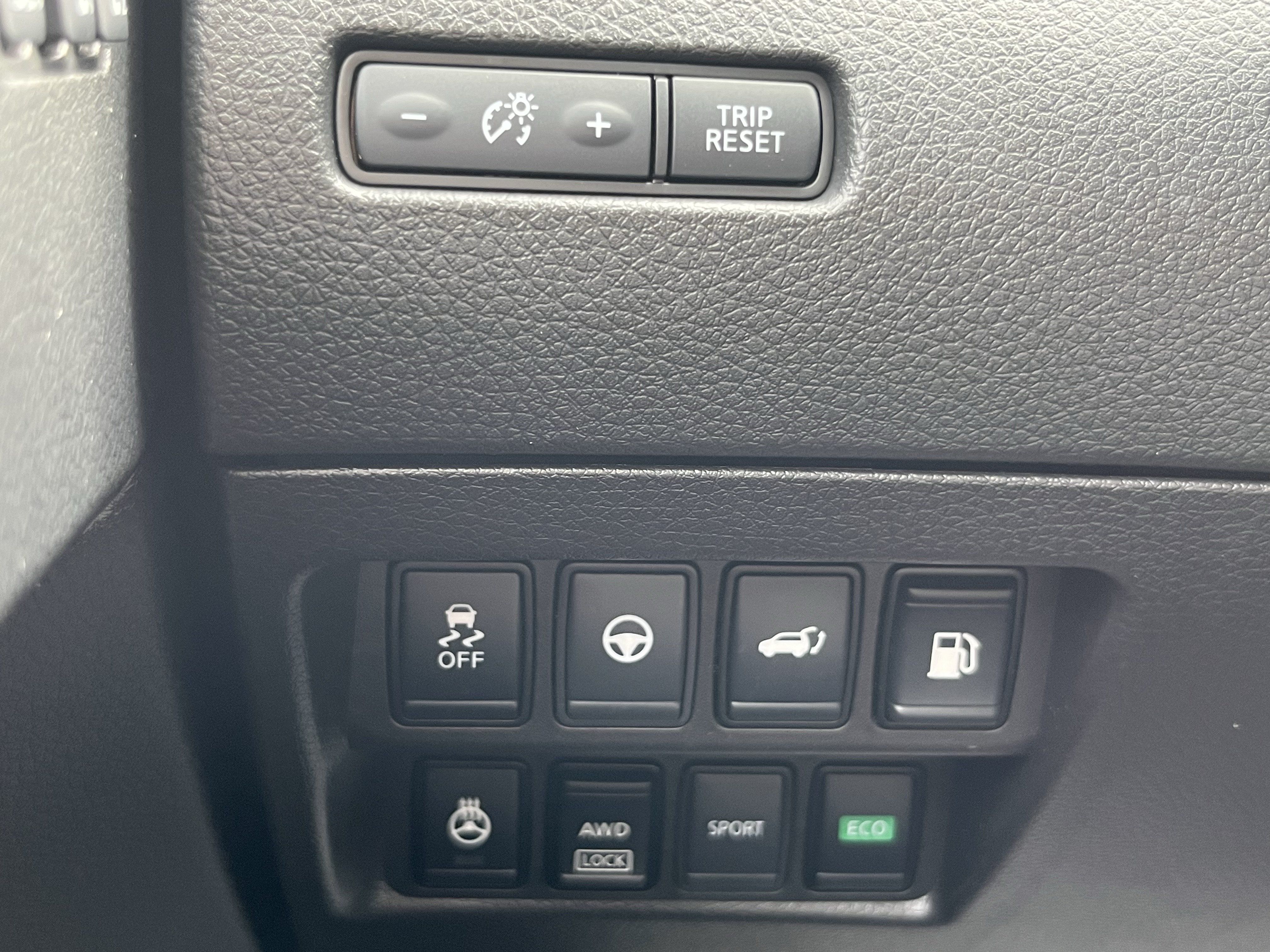 Used 2019 Nissan Rogue SV w/ Premium Package AWD/4WD image 39