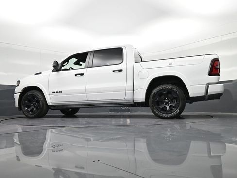 Used 2025 RAM 1500 Big Horn RWD image 31
