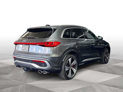 Used 2025 Audi SQ5 Premium Plus AWD/4WD image 8