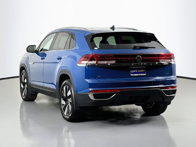 Used 2025 Volkswagen Atlas Cross Sport SE AWD/4WD image 5
