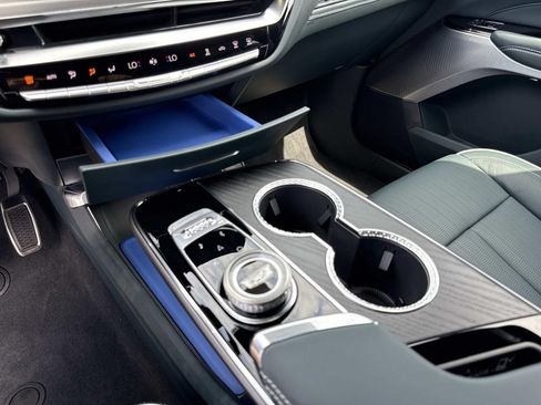 New 2026 Cadillac Lyriq Signature Luxury w/ Nappa Leather Package RWD image 25