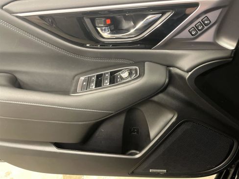 Used 2025 Subaru Outback Touring image 27