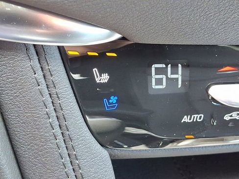 New 2025 Cadillac XT5 Premium Luxury image 15