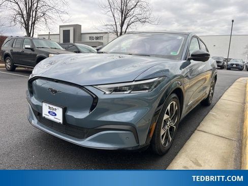 Used 2023 Ford Mustang Mach-E Premium image 3