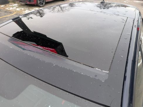 Used 2017 Volkswagen GTI SE image 13