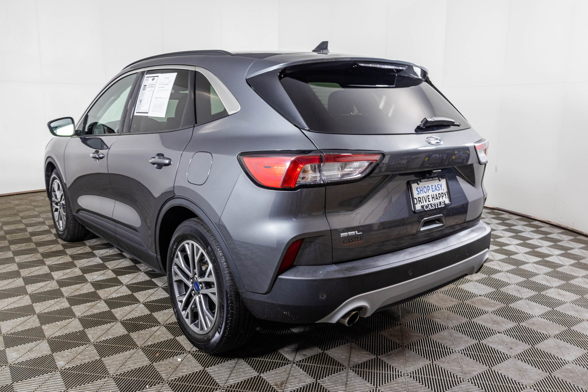 Used 2021 Ford Escape SEL FWD image 19