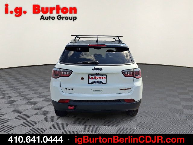 Used 2019 Jeep Compass Trailhawk AWD/4WD image 5