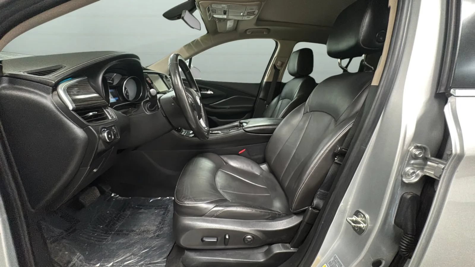 Used 2018 Buick Envision Essence AWD/4WD image 20