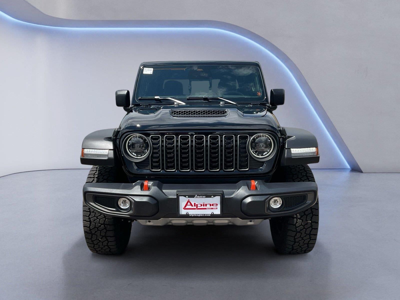 Used 2026 Jeep Gladiator Mojave w/ Safety Group AWD/4WD image 8
