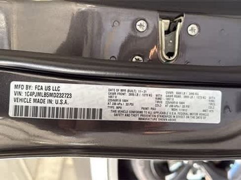 Used 2021 Jeep Cherokee Latitude Plus image 12