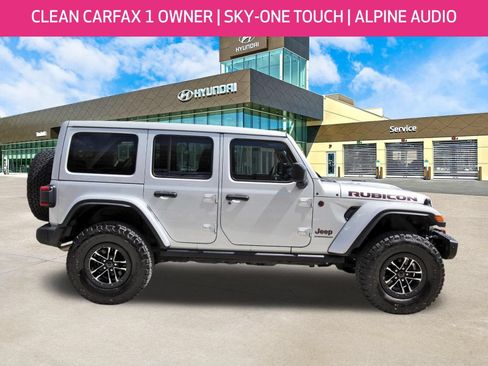 Used 2024 Jeep Wrangler Unlimited Rubicon AWD/4WD image 4