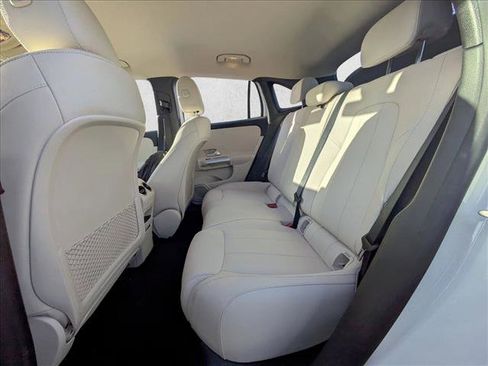 Used 2023 Mercedes-Benz GLA 250 image 17
