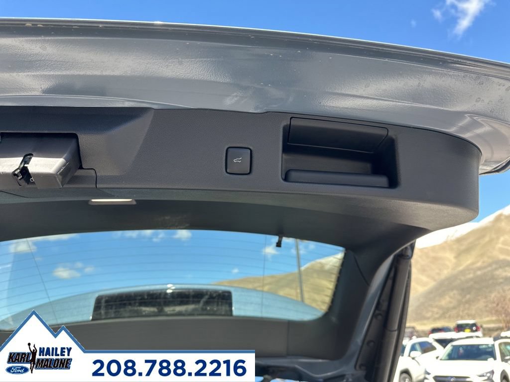 Used 2024 Ford Escape SE w/ PHEV Premium Package FWD image 11