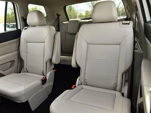 Certified 2023 Volkswagen Atlas SE w/ Panoramic Sunroof Package image 22