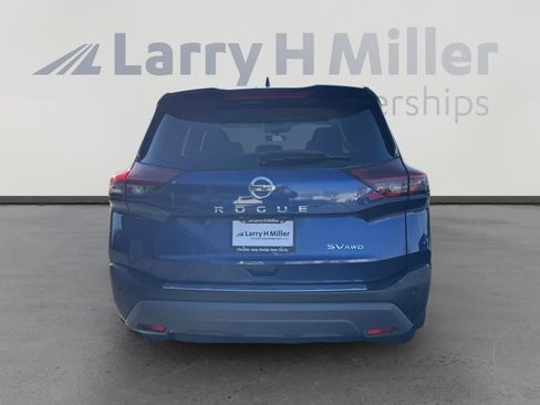 Used 2021 Nissan Rogue SV image 7