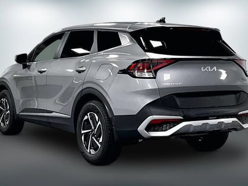 Used 2023 Kia Sportage LX AWD/4WD image 5