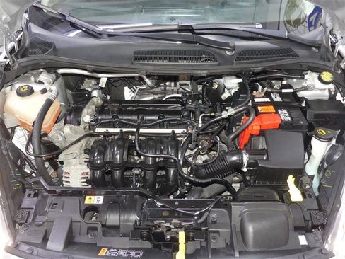 Used 2018 Ford Fiesta SE FWD image 12