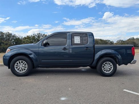Used 2015 Nissan Frontier SV w/ SV Value Truck Package image 8