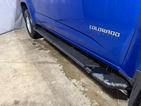 Used 2018 Chevrolet Colorado W/T w/ WT Convenience Package AWD/4WD image 17