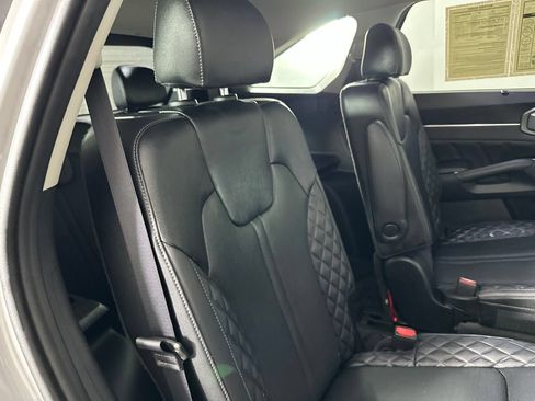 Used 2023 Kia Sorento SX AWD/4WD image 36