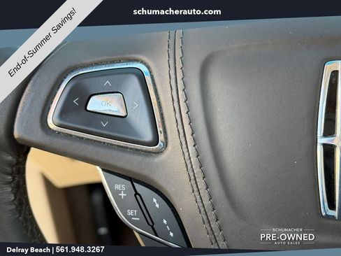Used 2020 Lincoln MKZ w/ Convenience Package FWD image 23