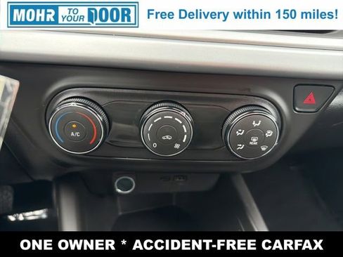 Used 2024 Chevrolet Trax LS image 20