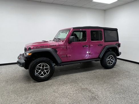 Used 2024 Jeep Wrangler Unlimited Rubicon w/ Safety Group image 20