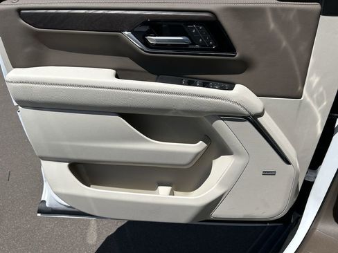 New 2026 GMC Yukon Denali AWD/4WD image 23