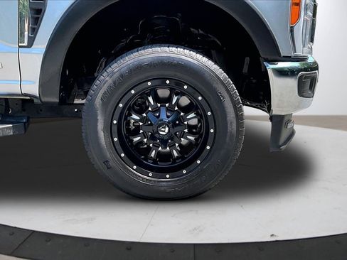Used 2023 Ford F350 XLT AWD/4WD image 33