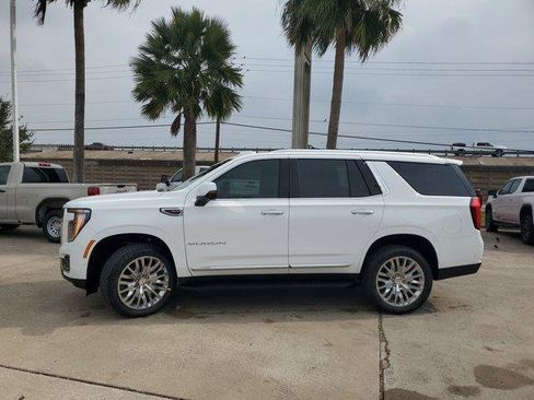 New 2026 GMC Yukon Elevation w/ LPO, Floor Liner Package image 4