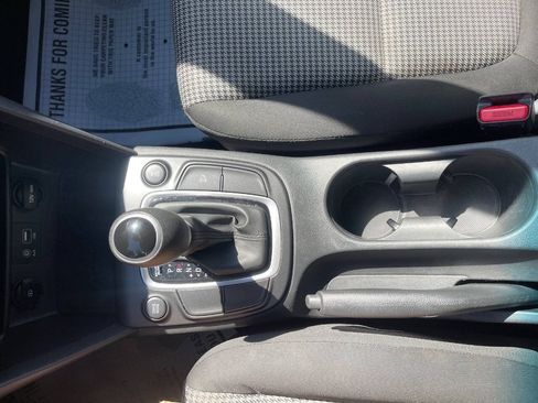 Used 2020 Hyundai Kona SE AWD/4WD image 18
