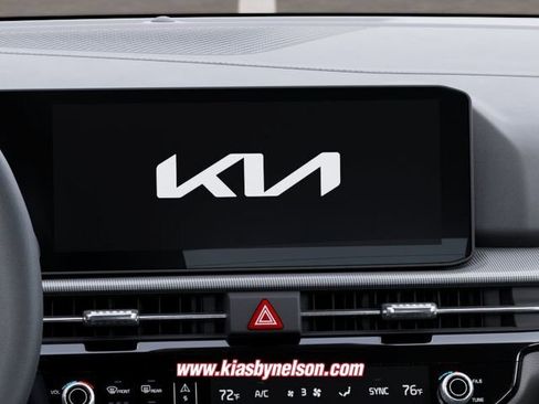 New 2026 Kia Sportage EX AWD/4WD image 22