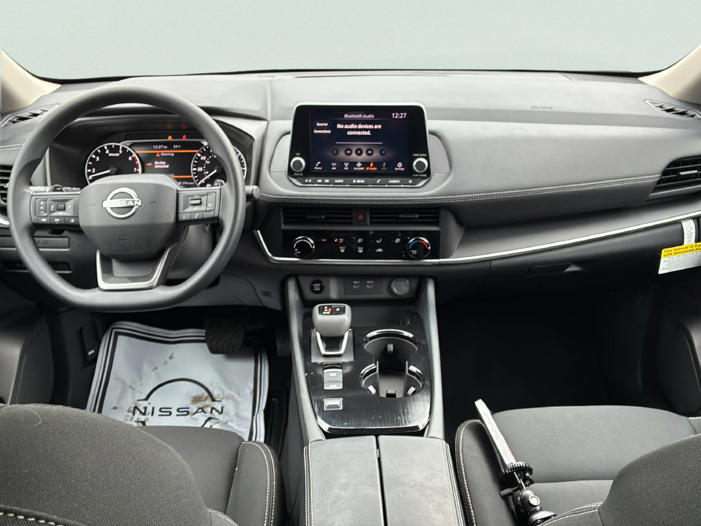 Used 2025 Nissan Rogue S FWD image 20