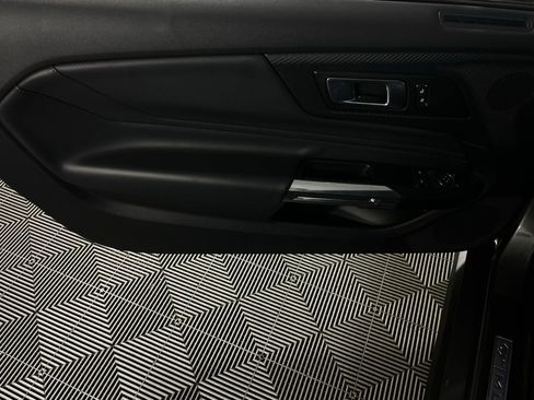 Used 2024 Ford Mustang GT Premium image 22