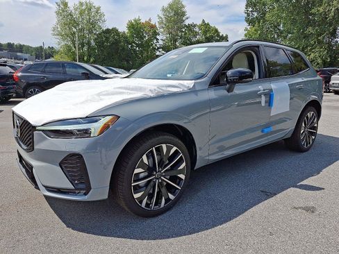 New 2026 Volvo XC60 B5 Ultra w/ Protection Package Premier image 2