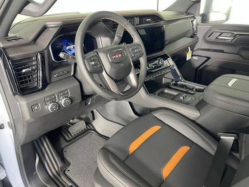 New 2026 GMC Sierra 3500 AT4 w/ AT4 Premium Plus Package AWD/4WD image 3