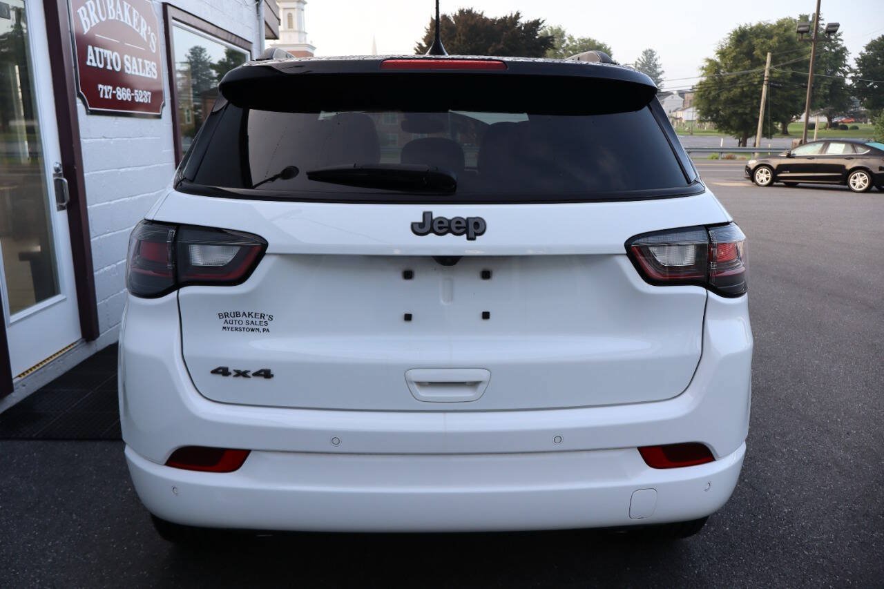 Used 2023 Jeep Compass High Altitude AWD/4WD image 3